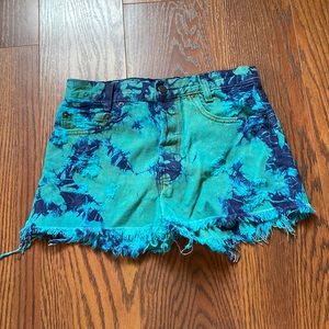ONE OF A KIND Vintage Levi’s Tie-dye Shorts